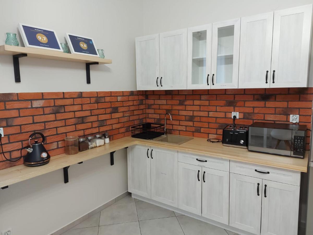 Dwor Bysina * Myslenice